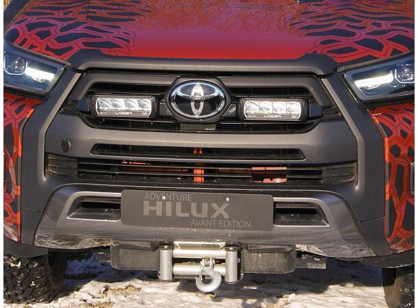 Lazer grillbraketter Triple-R 750 | Hilux Invincible-X 2021+