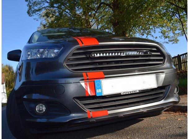 Lazer® Grillkit med Linear 18 ELITE Til Ford Transit Courier 2014-2018 