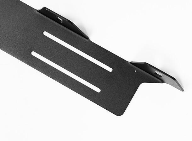 Skiltbrakett Rustfri For fire lamper. Sortlakkert. 