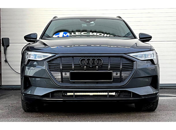 Lazer Grillkit med Linear 24ELITE Audi E-Tron 