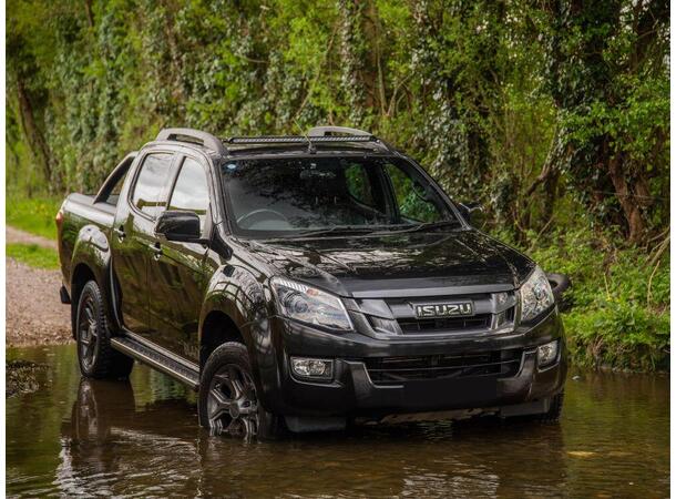 Lazer Roof Kit D-Max 2017+ med rails, Linear 36