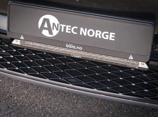 Grillkit med Lazer Linear 18 ELITE+ Til Xpeng G6 2024- 