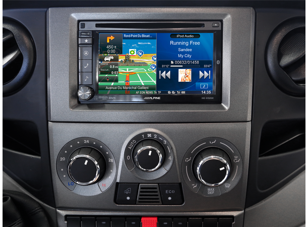 Monteringsramme Iveco Daily 2006-2014 2DIN 