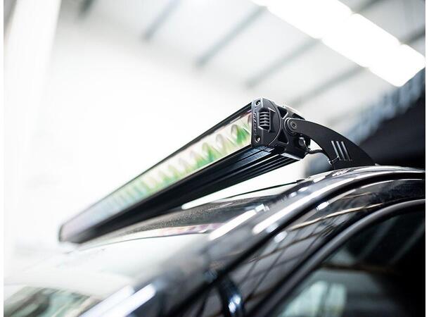 Lazer Roof Kit Hilux 2015+ uten rails, Linear 42
