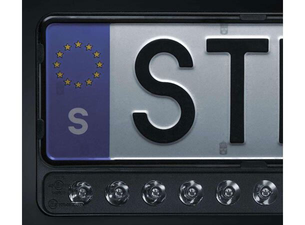 Strands LED-lys integrert i skiltholder Oppgradert Nuuk E-line, 8100 lumen, 20" 