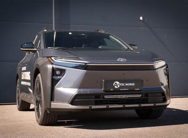 Grillkit med Glide 18 STD Canny Canbus - Toyota BZ4X Touring 2026- 