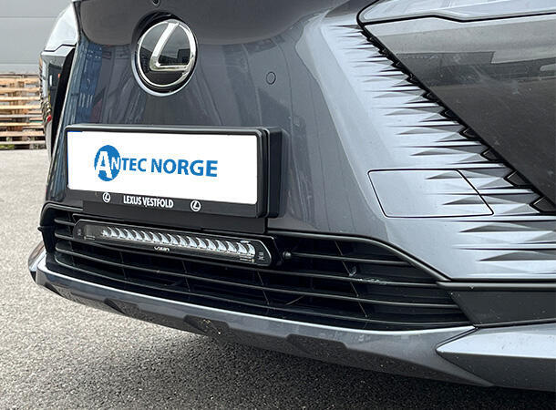 LAZER Linear 18 Elite Lexus RZ 450e 2023-> grillkit