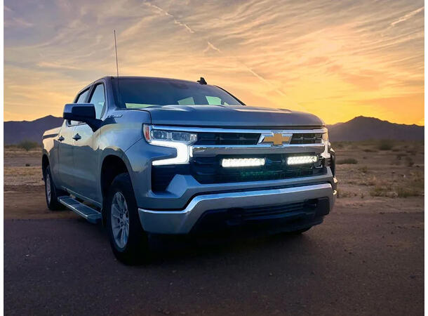 LAZER Grillkit med 2xTriple-R 1000 Elite Chevrolet Silverado 1500 LT 2022-> 