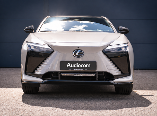 LAZER Glide 18 Elite Lexus RZ 550e 2025-> XBB