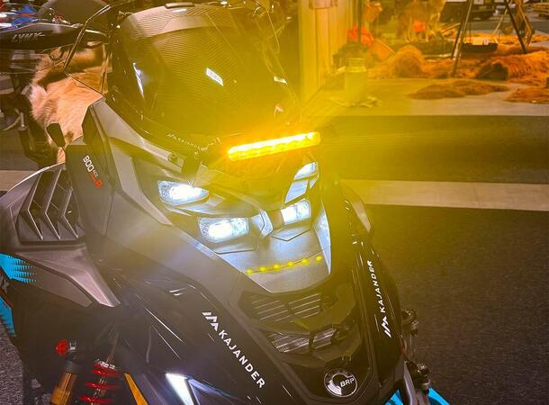 Lazer Linear 6 Elite+ | Ski-Doo/Lynx 2025-> | Audiocom.no