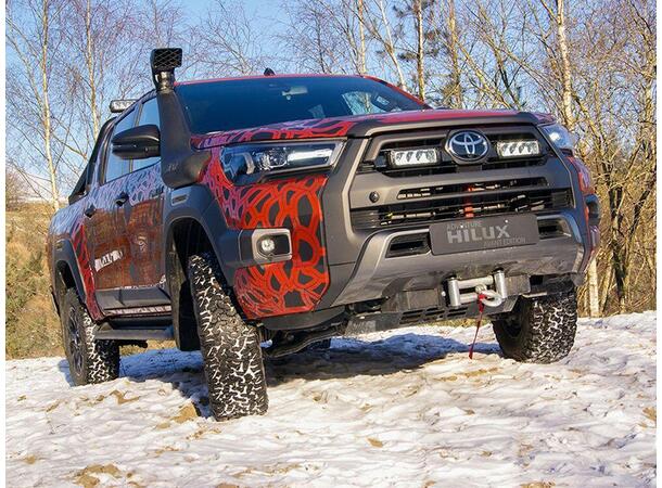 Lazer® Grillkit med Triple-R 750 Til Toyota Hilux InvincibleX 2021-2024 