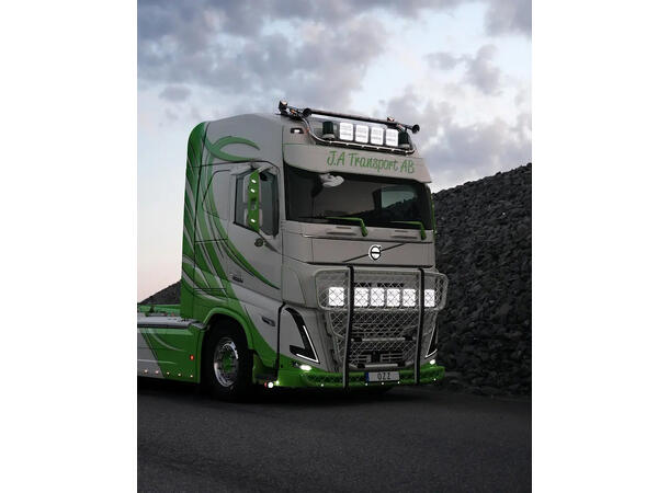 OZZ SQR 9" fjernlys 210mm (Hvit  hus) med park- og varsellys, 21000 lumen 