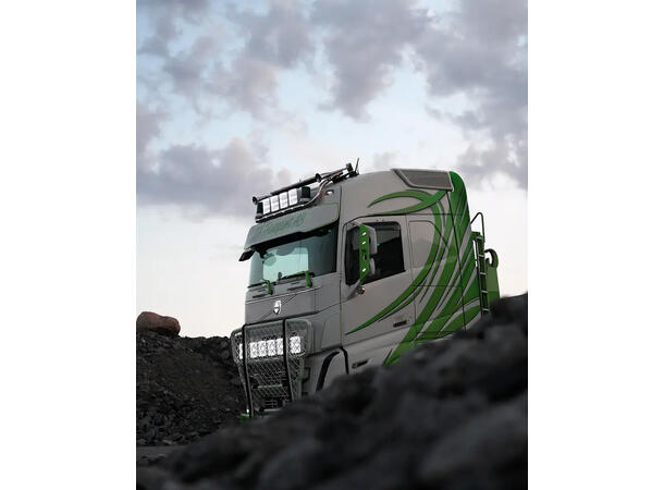 OZZ SQR 9" fjernlys 210mm (Hvit  hus) med park- og varsellys, 21000 lumen 