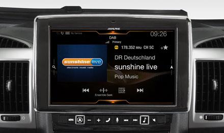 Alpine i902D-DU DAB radio