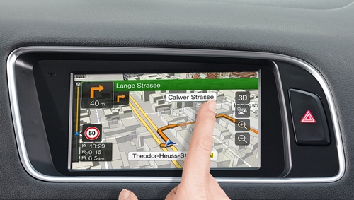 Alpine X701D-Q5 har en høyoppløselig berørings skjerm